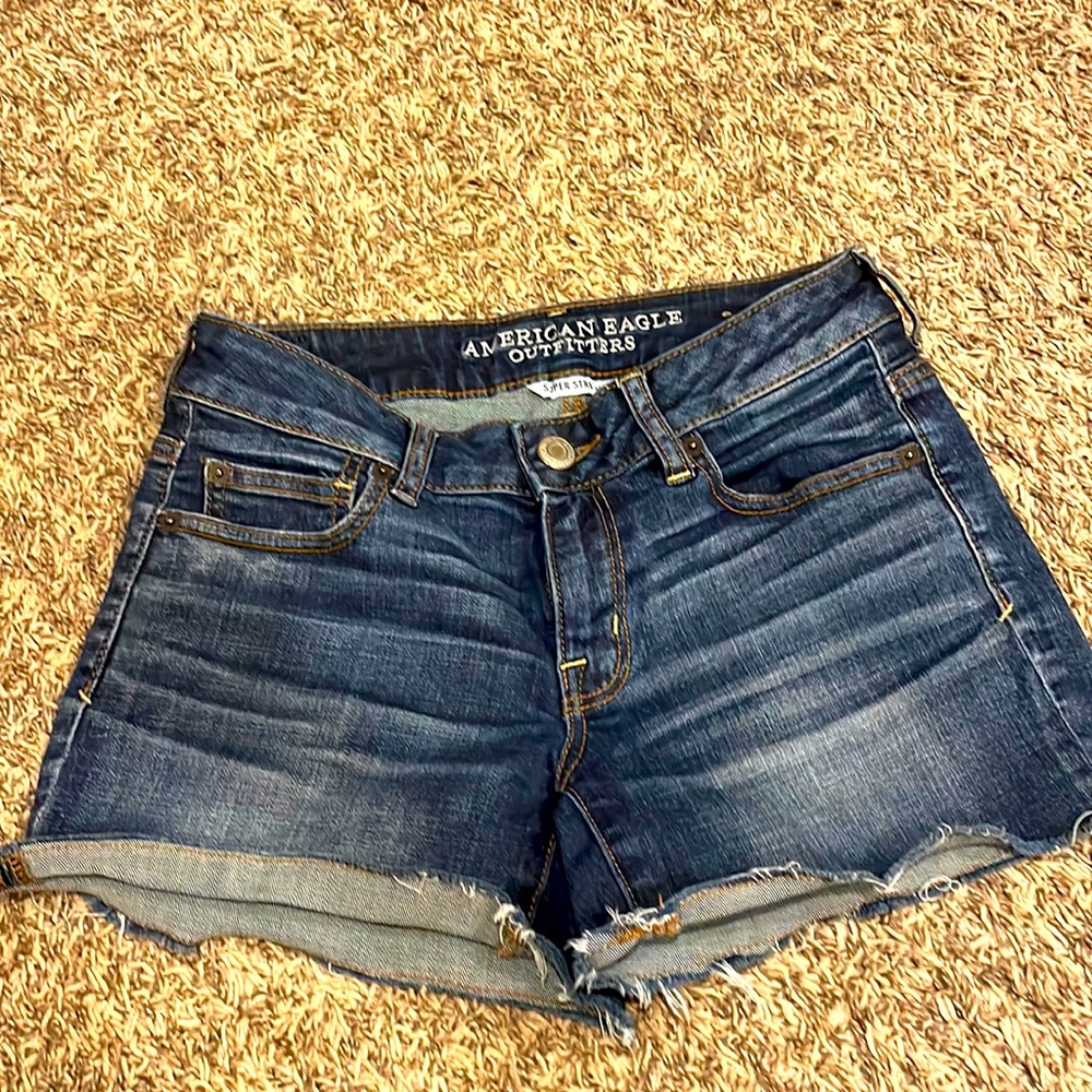 American Eagle jean shorts size 4